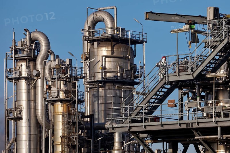 Worker on a line at the Ineos chemical plant, Moers, North Rhine-Westphalia, Germany