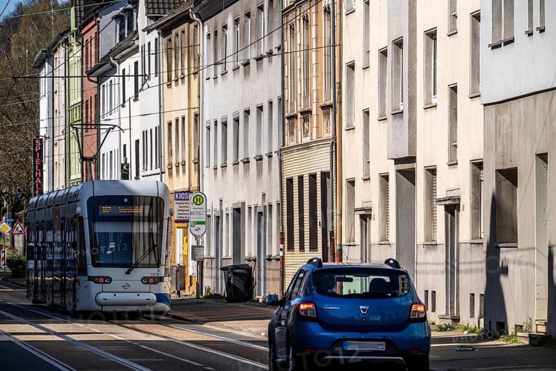 Bochumer Straße in Bochum, residential street in the city district of Mitte, Bogestra, tram line, Alte Heide stop, North Rhine-Westphalia, Germany
