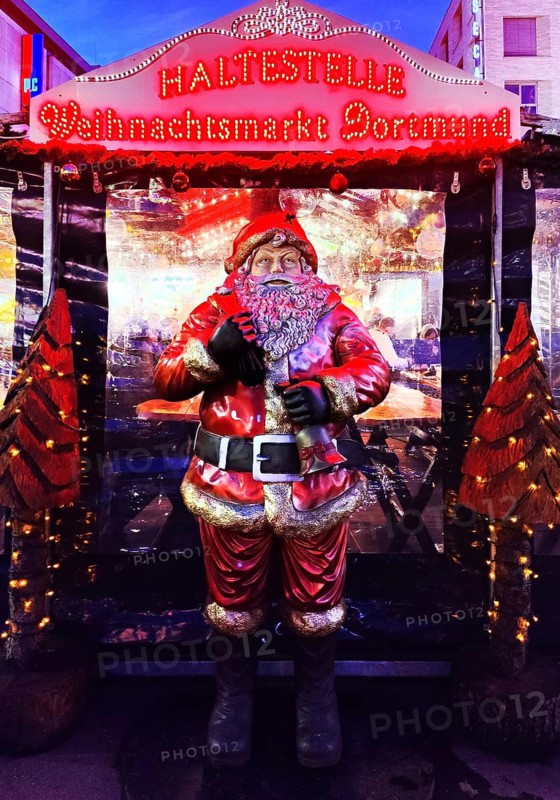 Dortmund Christmas market stop with Father Christmas, Ruhr area, Germany