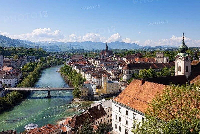 River Steyr, view from Taborberg to St Michael's Church and old town, Steyr, Traunviertel, Upper Austria, Austria