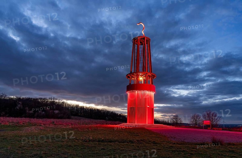 Rheinpreussen spoil tip in Mörs, spoil tip symbol Das Geleucht, light installation, tower in the shape of a miner's lamp, dramatic sky, North Rhine-Westphalia, Germany