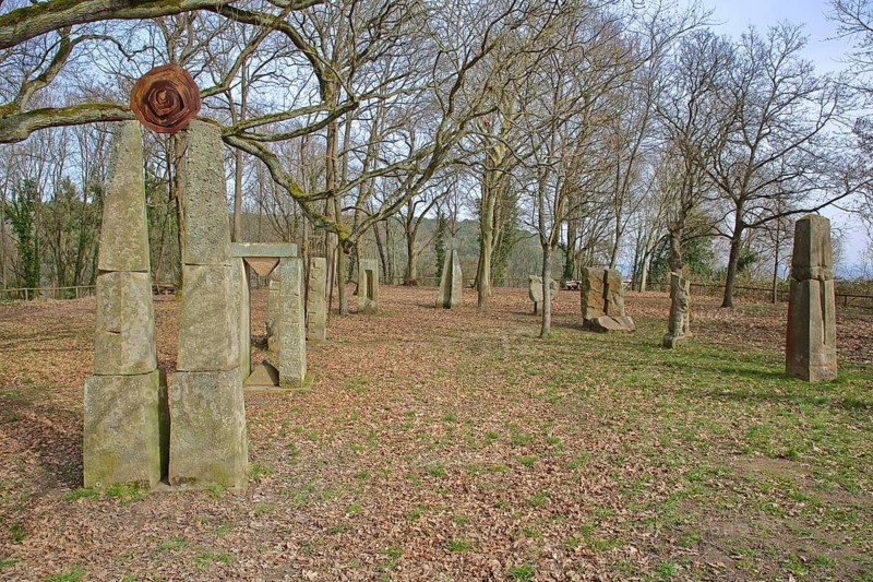 Gottschalk sculptures by sculptor Willi Grimm and Rainer Kuhn 1996, memorial to the life story of the monk Gottschalk of Limburg, in the 11th century, modern art, stone sculptures, Limburg monastery ruins, Bad Dürkheim, German Wine Route, Rhineland-Palatinate, Germany