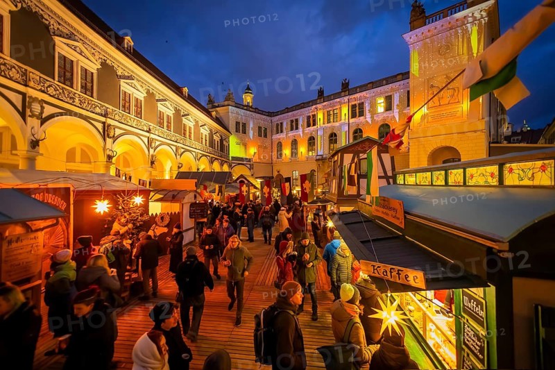The Dresden Rauhnacht in the Stallhof of the Residenzschloss will take place from December 27 to 30 and from January 2 to 6. It is a medieval fair which - in contrast to the Christmas market - is supplemented with fortune tellers and magical creatures, Dresden, Saxony, Germany