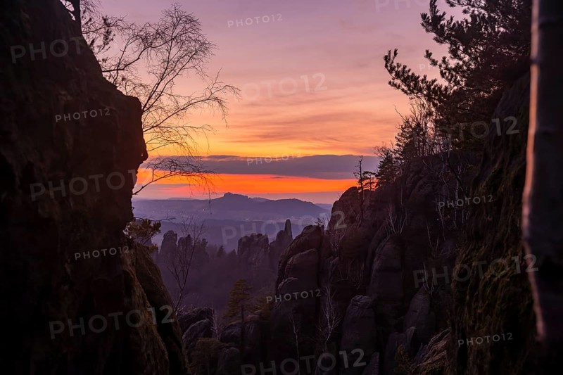 Schrammstein view in the evening with a view of the Elbe valley, Bad Schandau, Saxony, Germany