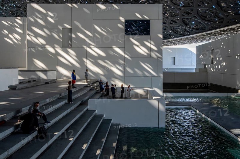 Interior design in Louvre Abu Dhabi, art museum by French architect Jean Nouvel, buildings on Saadiyat Island, Abu Dhabi, United Arab Emirates