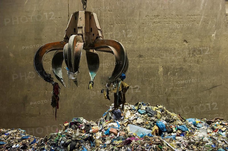 Garbage, household waste, waste separation, waste incineration, waste incineration plant, energy, TREA, Eschbach, Breisgau, Baden-Württemberg, Germany