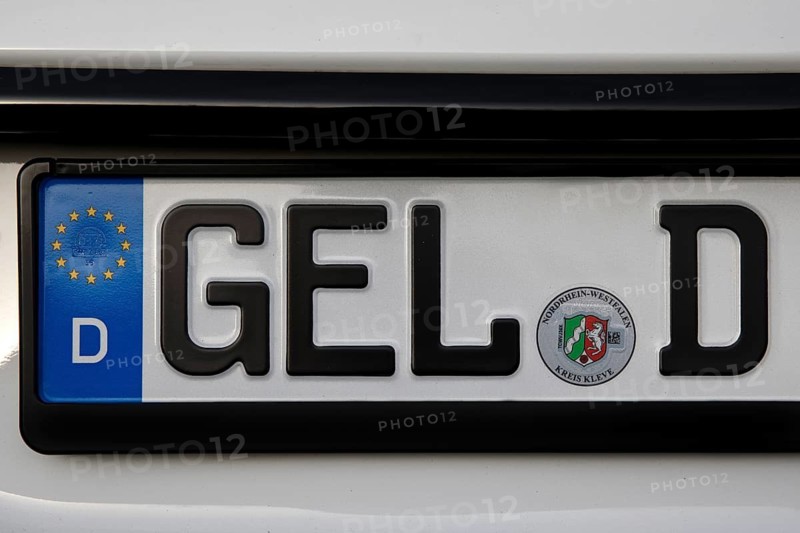Funny licence plate GEL D, derived from GELdern, district Kleve, Lower Rhine, North Rhine-Westphalia, Germany
