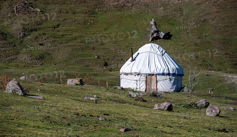 Traditional Kyrgyz yurt, Jyrgalan, Tüp Rajon, Kyrgyzstan