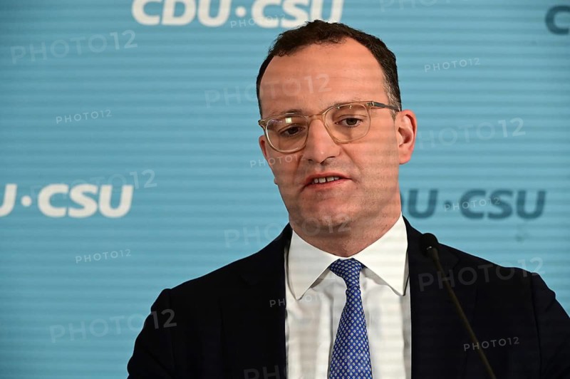 Tuesday statement from the CDU-CSU parliamentary group in the Bundestag: parliamentary group leader Jens Spahn (CDU) and Alexander Hoffmann (CSU) explain their positions on current topics of the session week, pictured here is Jens Spahn