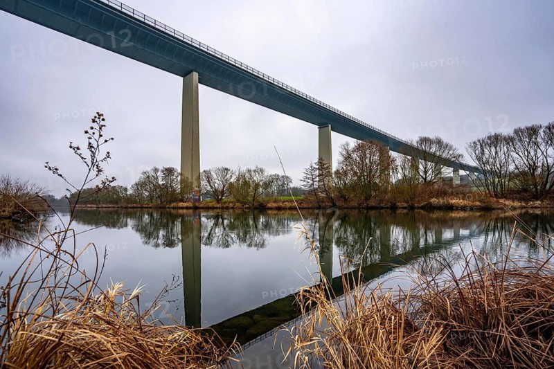 The Mintarder Ruhr Valley Bridge, A52 motorway bridge between Essen and Düsseldorf, longest steel road bridge in Germany, completed in 1966, 1830 meters long, 18 hollow pillars, highest point above ground is 65 meters, is used daily by more than 80, 000 vehicles, is considered dilapidated and is to be replaced, the bridge spans the Ruhr Valley, with the river Ruhr, between Essen-Kettwig and Mülheim an der Ruhr Hr, North Rhine-Westphalia, Germany