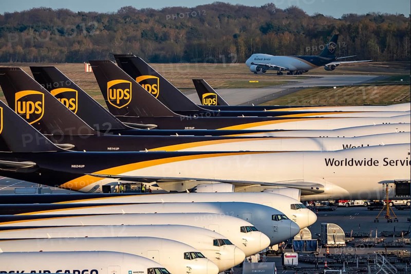 Cologne-Bonn airport, CGN, air freight center, UPS Logisic Hub, UPS cargo aircraft on the apron, UPS Boeing 747, jumbo jet, freighter on the way to takeoff
