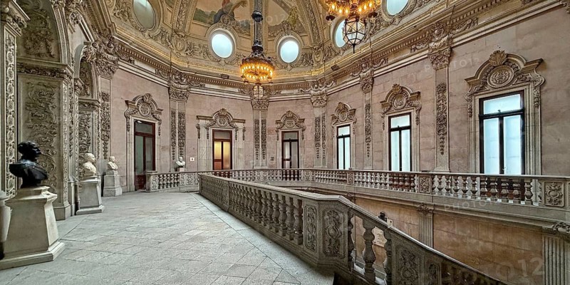 Palácio da Bolsa, neoclassical style stock exchange, UNESCO World Heritage Site, old town, Porto, Portugal