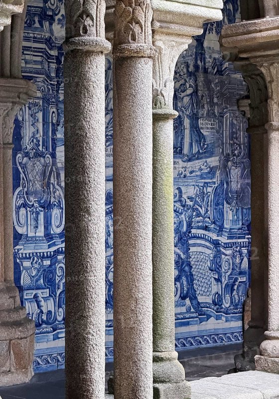 The Gothic cloister of Porto Cathedral was decorated with blue and white azulejos tiles, Sé do Porto, Portugal