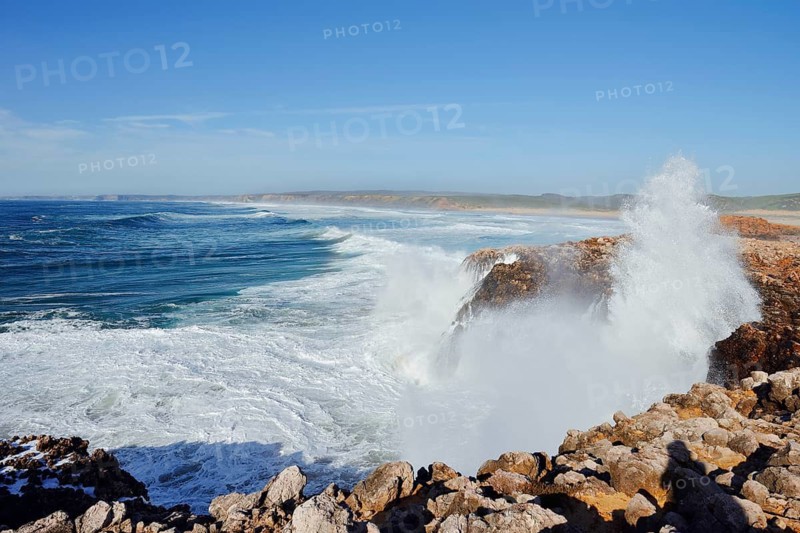 Surf on the Rocky Coast, Carrapateira, Parque Natural do Sudoeste Alentejano e Costa Vicentina, Algarve, Portugal
