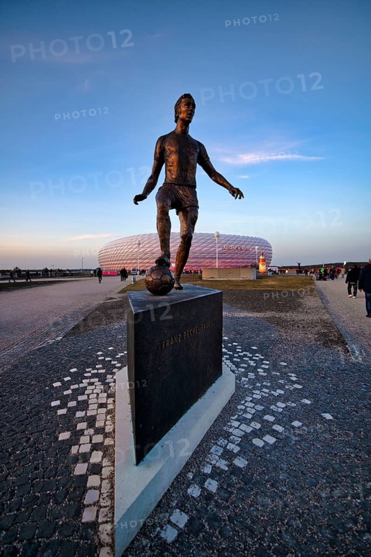 Franz Beckenbauer memorial, bronze statue, bronze sculpture, in front of the Allianz Arena, blue hour, soccer Bundesliga, Allianz Arena, Munich, Bavaria, Germany
