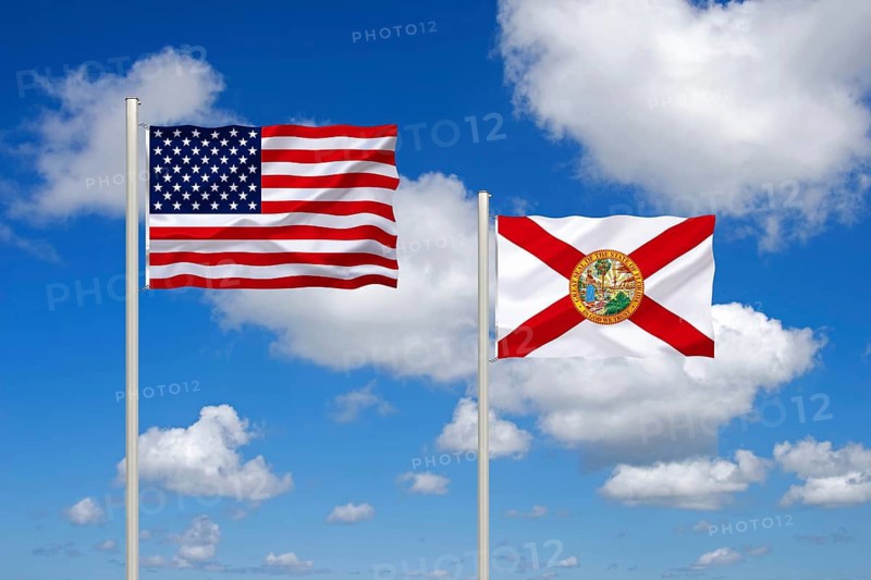The flag of the USA and Florida, Studio