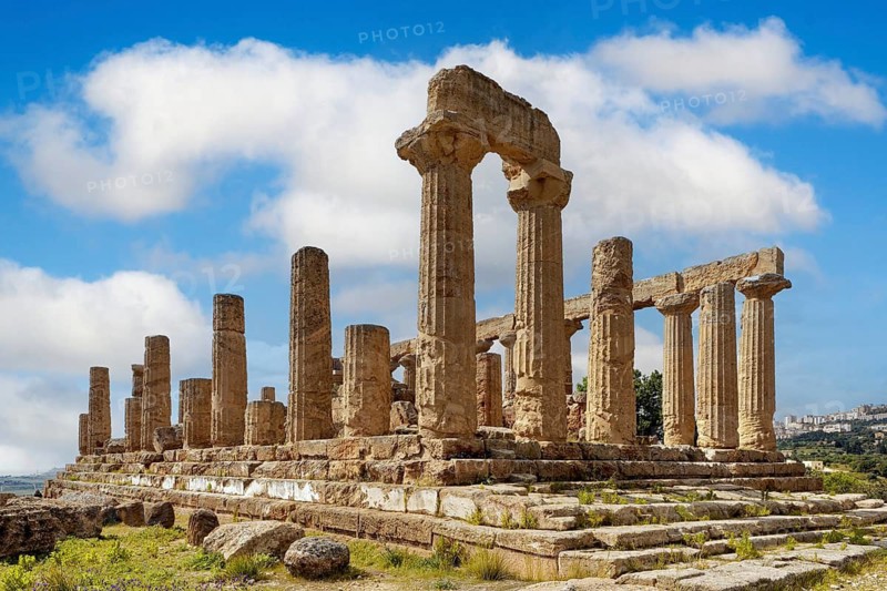 Doric Temple, Temple of Juno, also Temple of Hera Lacinia, 460 and 450 BC, originally had a peristasis or ring of 6 × 13 columns, four-tiered substructure, Valley of the Temples (Valle dei Templi) Unesco World Heritage Site near Agrigento, Sicily, Mediterranean Sea