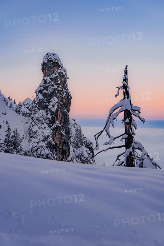 Sunrise snow tour on the Tegelberg in the Allgäu in Bavaria. Winter Wonder Land, Germany