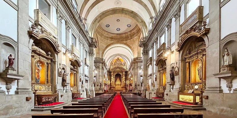 Igreja da Santíssima Trindade, Church of the Holy Trinity, its architect Carlos Amarante is also buried in the church, Porto, Portugal
