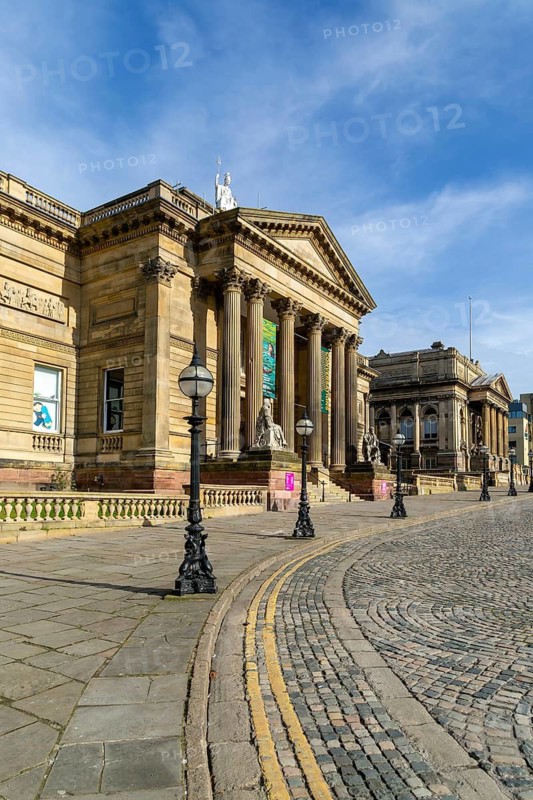Neoclassical architecture of the Walker art gallery building, city centre of Liverpool, England, UK opened 1877