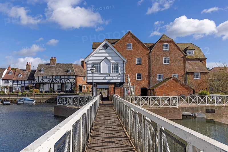 Abbey Mill, Fletcher's Mill, River Avon, Footbridge, Tewkesbury, Gloucestershire, England, Great Britain