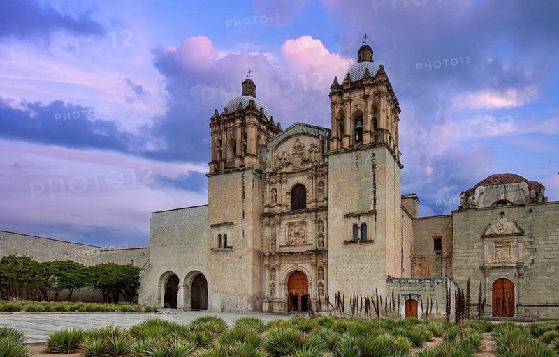 Mexico, Landmark Santo Domingo Cathedral in historic Oaxaca city center