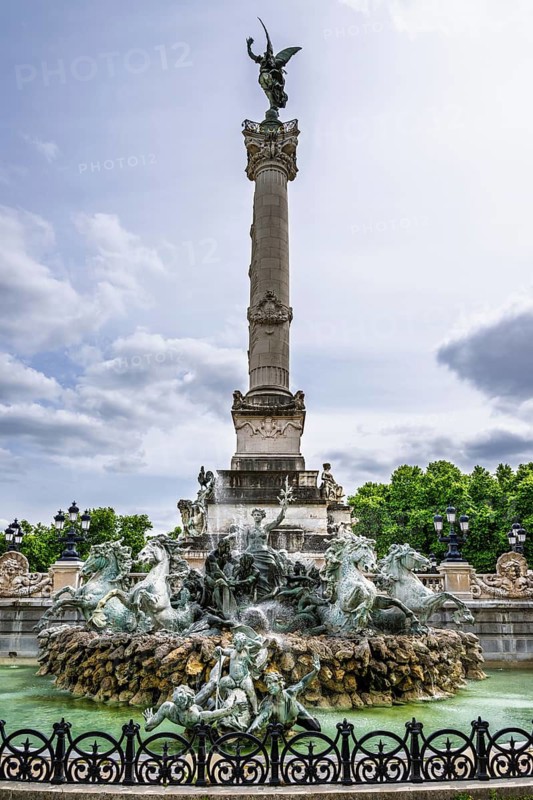 Fontaine du Char du Triomphe de la Concorde, Place des Quinconces, Bordeaux, Gironde, Nouvelle-Aquitaine, France