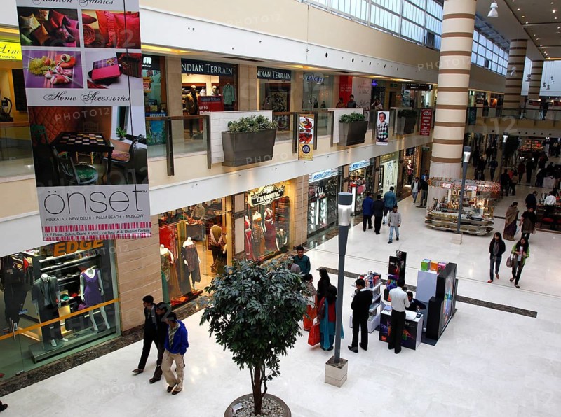 New Delhi, India, 16.01.10 - Shopping Mall, India