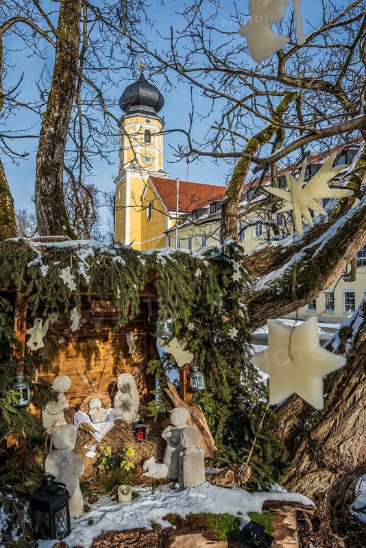 Bernried Monastery with cot in winter, Bernried, Lake Starnberg, Fünfseenland, Pfaffenwinkel, Upper Bavaria, Bavaria, Germany