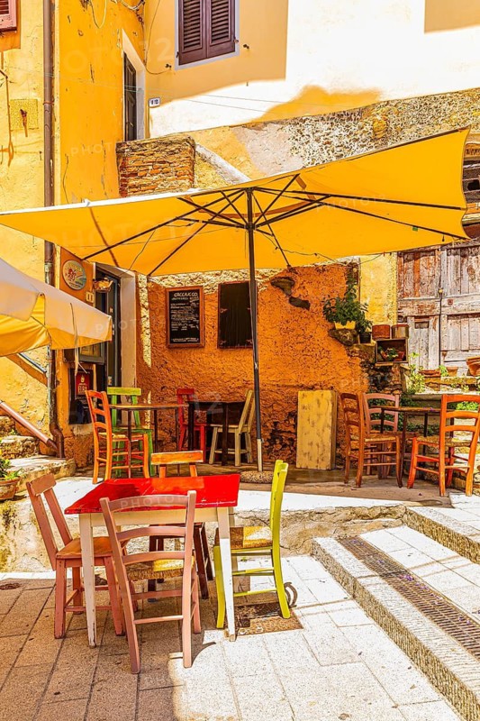 Street cafe in Via Cavour, Capoliveri, Elba Island, Tuscan Archipelago National Park, Tuscany, Italy