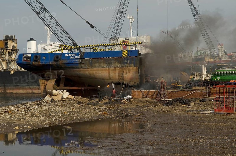 Izmir, Turkey. January 15th 2015. The hazardous working conditions of ship breaking yards in Aliaga, Izmir, Turkey