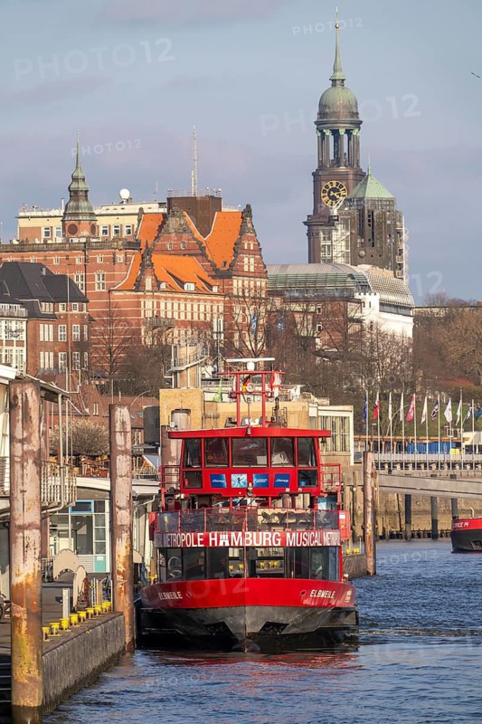 Hadag harbour ferry, Elbmeile, at the fish market pier, Altona, Elbe, Hamburg, Germany