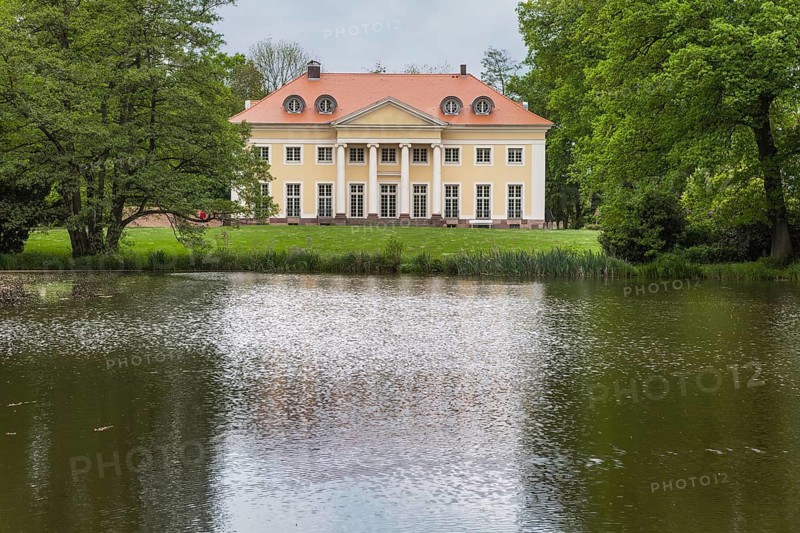 Schönburg castle, Gesundbrunnen, Hofgeismar, Hesse, Germany, built by Simon Louis du Ry, 1787–89