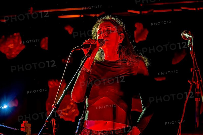Yasmine Hamdan live on I Remember I Forget Tour at the Munich Technical Center on 19.02.2026