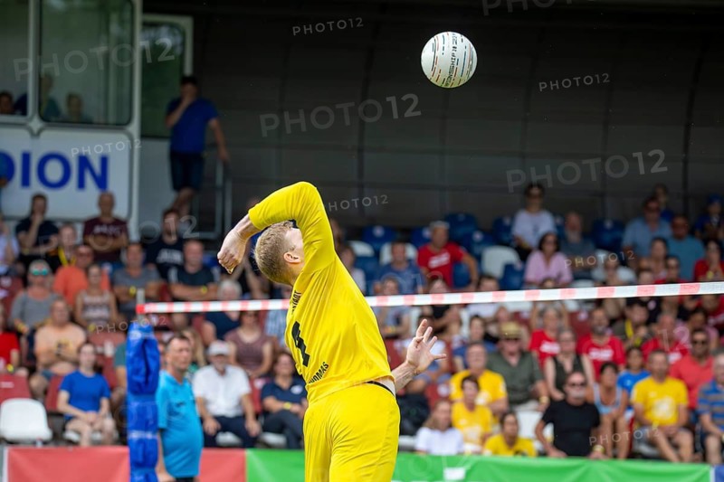 Fistball: TSV Pfungstadt against Union Tigers Vöcklabruck (IFA 2024 Fistball World Tour Finals Mannheim, Final) . Picture: Patrick Thomas (1, Pfungstadt)