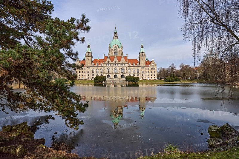 New Town Hall Hanover, architect Hermann Eggert, architectural style Neo-Renaissance, Wilhelminism, ice surface, abstract reflections, pond, mesh pond, park, Maschpark, pines (Pinus), lawn, tree, diffuse light, milky blue cloudy sky, slightly sunny, Hanover, state capital, Hanover region, Lower Saxony, Germany