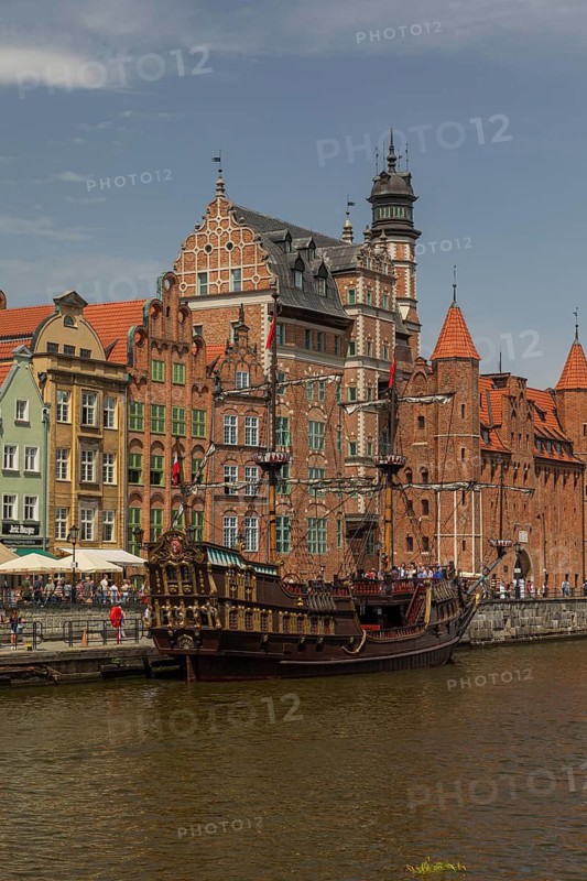 Mottlau pier in Gdansk with the Galeon Lew, a replica of an historic corsair