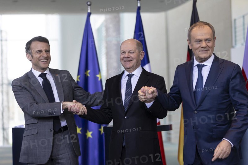 Olaf Scholz (SPD), Federal Chancellor, Emmanuel Macron, President of France, Donald Tusk, Prime Minister of Poland, at a press conference at the Federal Chancellery in Berlin, 15 March 2024