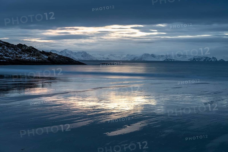 Evening in a sandy bay on the Norwegian European Sea, Söröya, Finnmark, November 2018