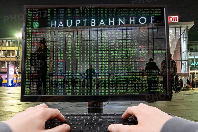 Symbolic image hacker, cyberattack on public buildings, administrations, institutions, transport infrastructure, digital blackmail, data theft, online criminal offences, cyber extortion, ransomware