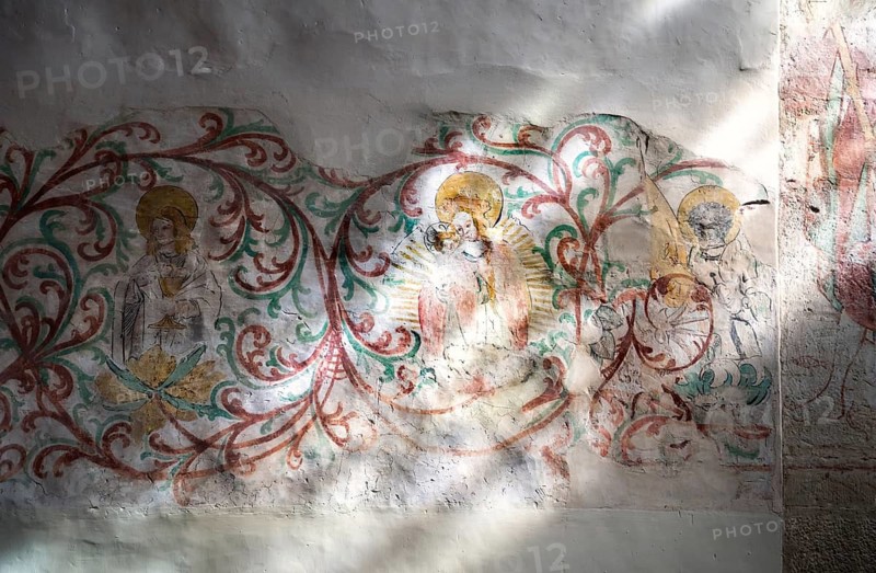 Religious motifs as atmospheric mural painting, frescos at the Romanesque basilica Bursfelde Abbey, Hemeln, Hannoversch Münden, Lower Saxony, Germany