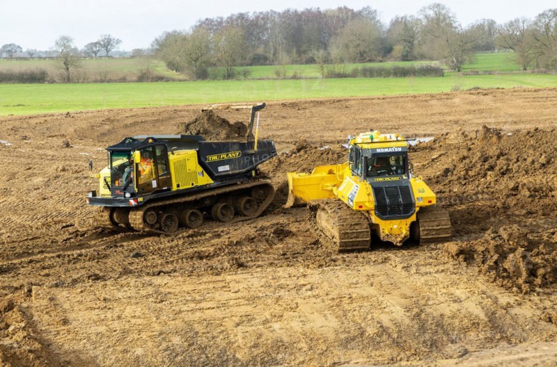 TRU PLANT hire heavy plant machinery constructing new reservoir, Shottisham, Suffolk, England, UK