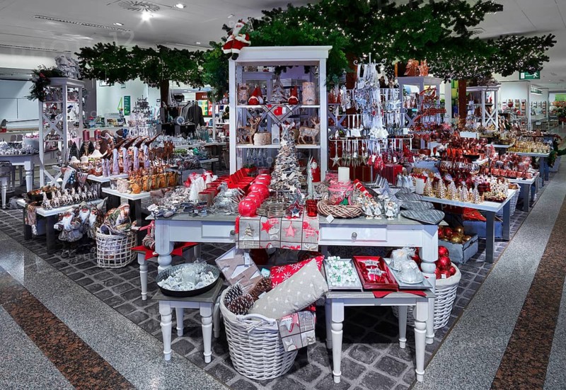 Departments decorated for Christmas, department stores', Munich, Bavaria, Germany