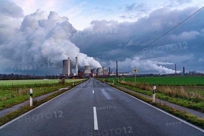 Lignite-fired power plant, RWE Power AG Niederaußem power plant, near Bergheim, North Rhine-Westphalia, North Rhine-Westphalia, Germany