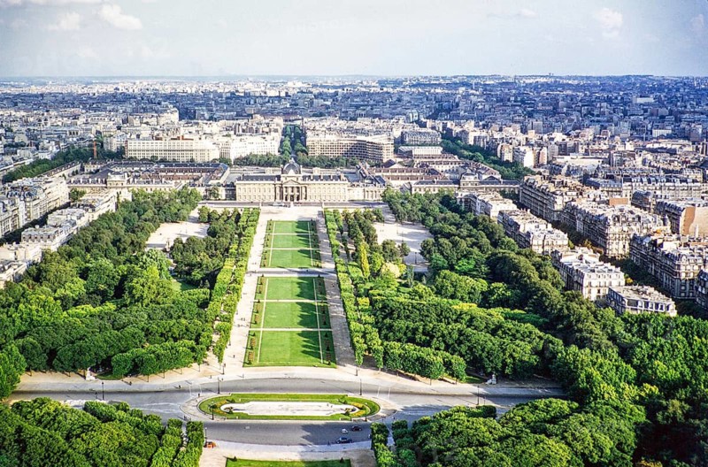 Parc du Champ de Mars in the centre of Paris, France, 1956