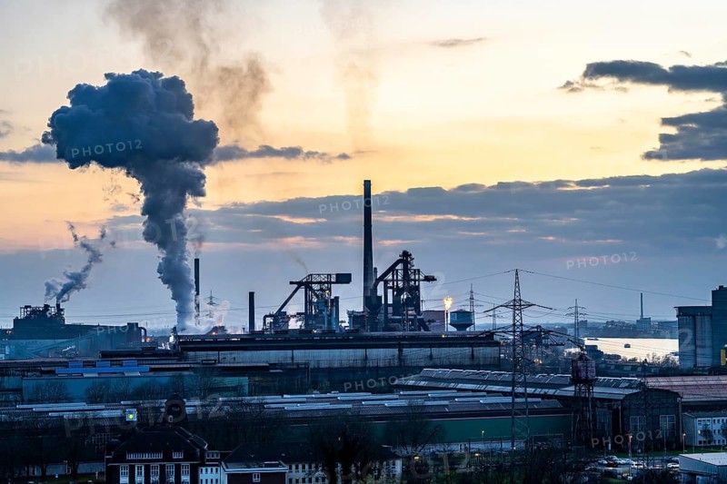 Hüttenwerke Krupp-Mannesmann, HKM in Duisburg-Hüttenheim, coking plant and 2 blast furnaces, North Rhine-Westphalia, Germany