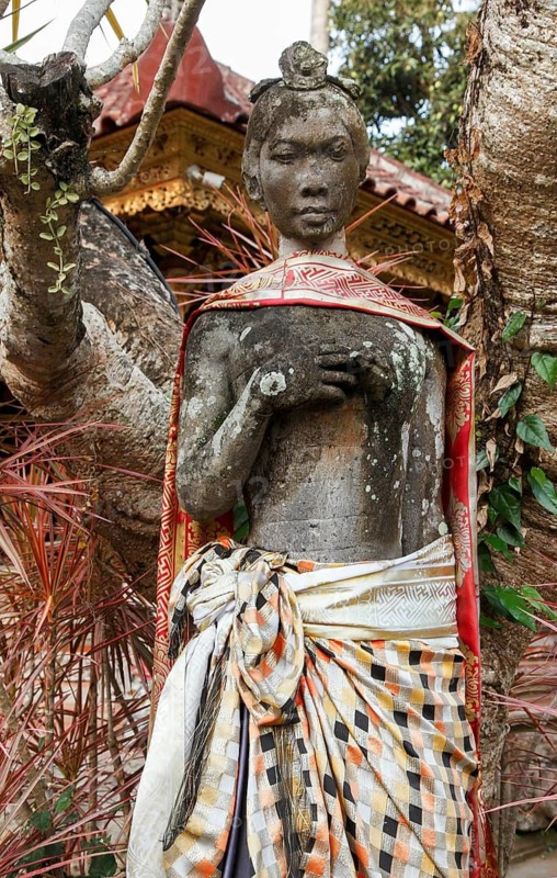 Statue in the temple Puri Saren Agung, in the palace of the royal family of Udud, Ubud, District Gianyar Regency, Bali, Indonesia