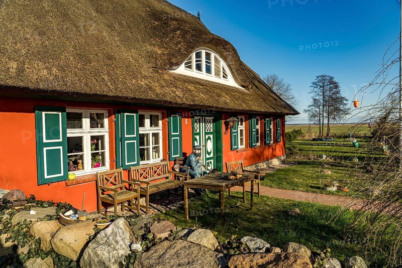 Typical thatched house in Ahrenshoop, Mecklenburg-Vorpommern, Germany