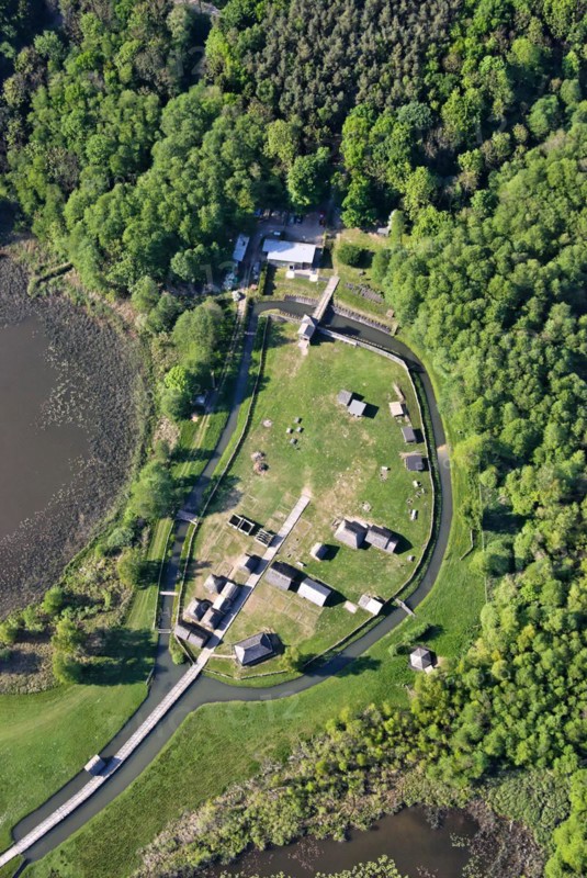 Archaeological open-air museum Groß Raden, aerial photograph, Slavic castle complex, settlement, Old Slavic, wooden buildings, Obotrite tribe, excavations, castle complex, gatehouse, fortifications, cult site, Sternberg Mecklenburg-Vorpommern, Germany