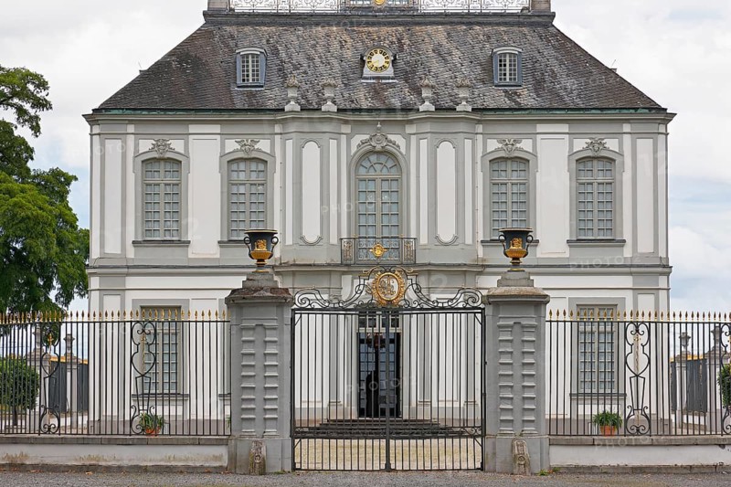 Falkenlust Hunting Lodge, east façade, UNESCO World Heritage Site, Brühl, North Rhine-Westphalia, Germany